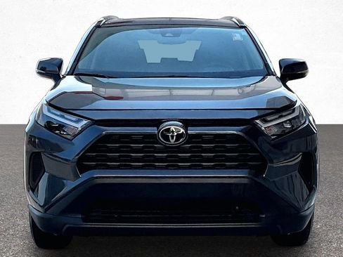 Used 2025 Toyota RAV4 XLE w/ Convenience Package FWD image 4