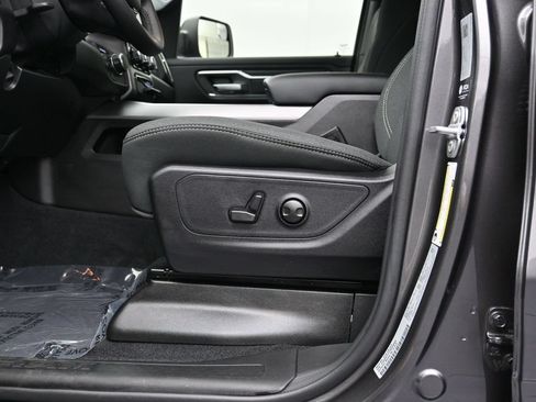 New 2026 RAM 1500 Big Horn w/ Night Edition AWD/4WD image 20