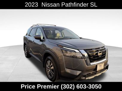 Used 2023 Nissan Pathfinder SL