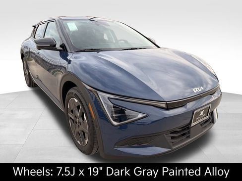 New 2025 Kia EV6 Light w/ Light LR Technology Package image 5