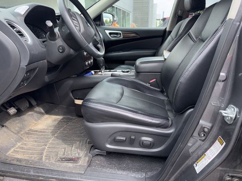 Used 2020 Nissan Pathfinder Platinum w/ Cargo Package AWD/4WD image 9