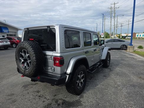 Used 2021 Jeep Wrangler Unlimited Rubicon AWD/4WD image 5