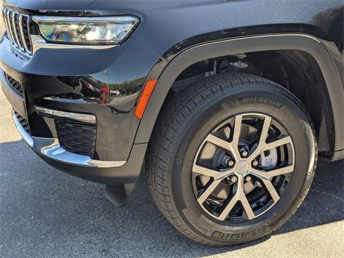 New 2025 Jeep Grand Cherokee L Limited image 8