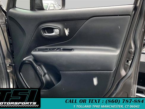 Used 2020 Jeep Renegade Altitude AWD/4WD image 22