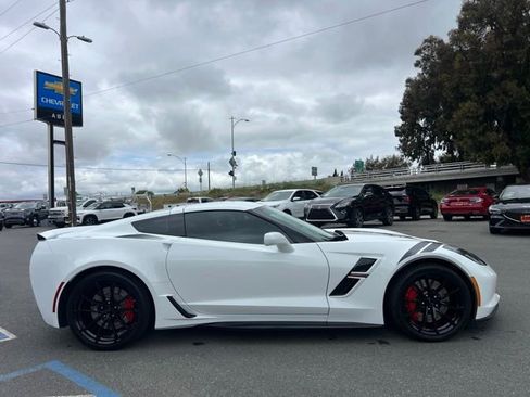 Used 2017 Chevrolet Corvette Grand Sport RWD image 5