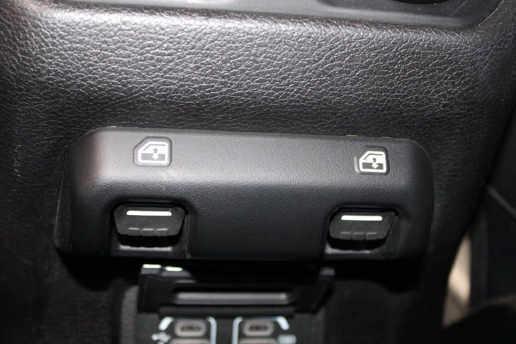 Used 2018 Jeep Wrangler Unlimited Sahara AWD/4WD image 62
