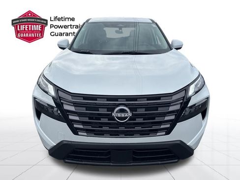 New 2026 Nissan Rogue SV FWD image 2