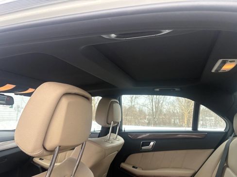 Used 2012 Mercedes-Benz E 350 Sedan w/ Lane Tracking Pkg image 19