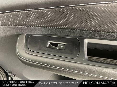 Used 2025 Volkswagen Atlas Cross Sport SEL Premium R-Line image 47