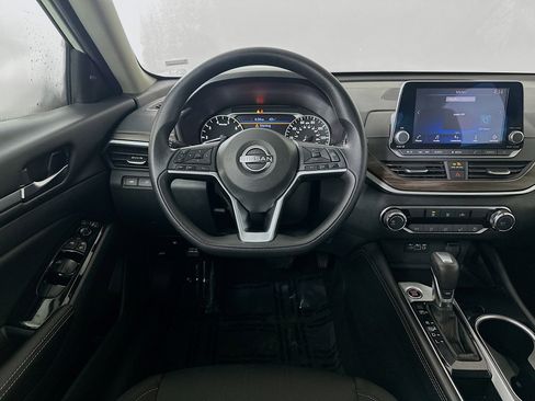 Used 2023 Nissan Altima 2.5 SV image 20