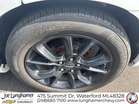 Used 2014 Chrysler 200 Limited w/ 200 Super S Group FWD image 12