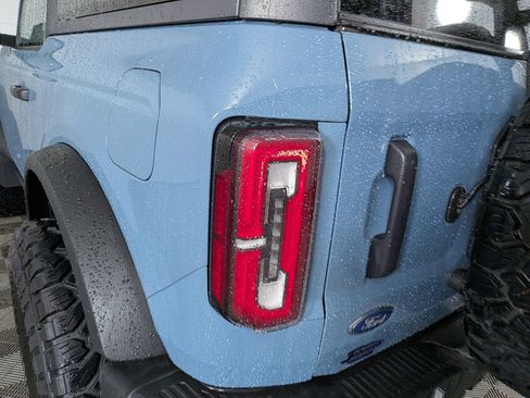 Used 2022 Ford Bronco Badlands AWD/4WD image 12