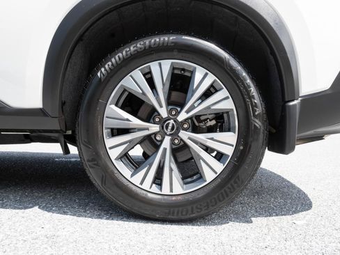 Used 2023 Nissan Rogue SV w/ SV Premium B Package AWD/4WD image 36