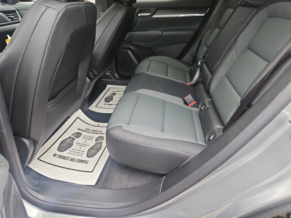 New 2027 GMC Terrain AT4 w/ Convenience Package III AWD/4WD image 18