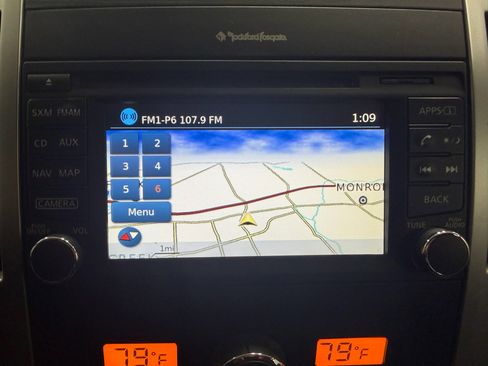 Used 2019 Nissan Frontier PRO-4X image 6