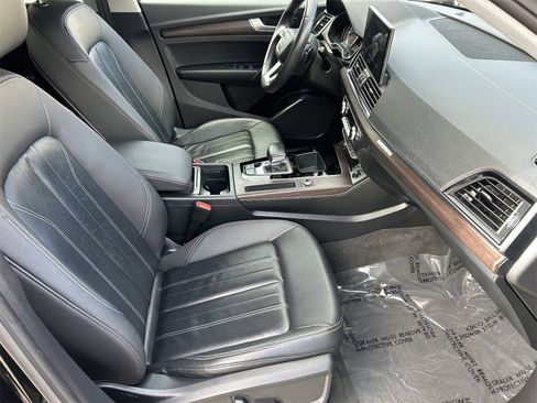 Used 2022 Audi Q5 2.0T Premium image 10