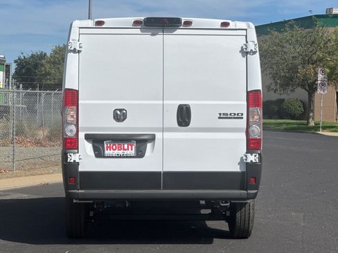 New 2026 RAM ProMaster 1500 w/ Convenience Group FWD image 4