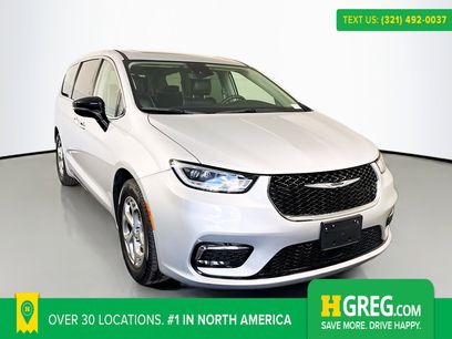 Used 2024 Chrysler Pacifica Limited