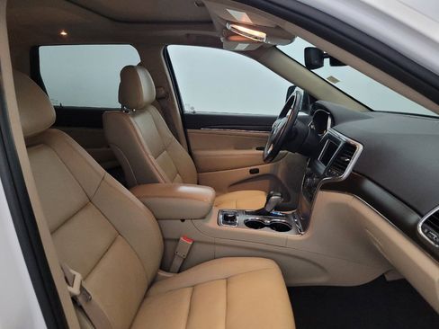 Used 2018 Jeep Grand Cherokee Limited AWD/4WD image 21