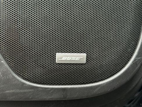 Used 2019 GMC Acadia SLT image 22