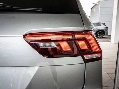 Certified 2020 Volkswagen Tiguan S image 17