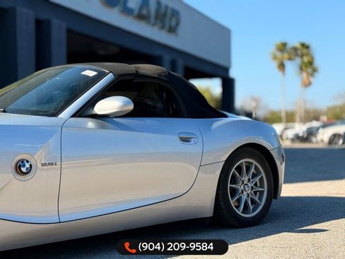 Used 2003 BMW Z4 2.5i image 3