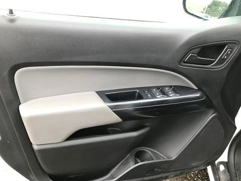 Used 2021 Chevrolet Colorado W/T image 15