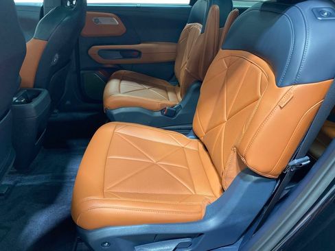New 2027 Kia Telluride SX w/ Towing Package FWD image 13