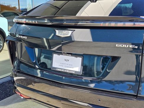 Used 2024 Cadillac Lyriq Sport image 15