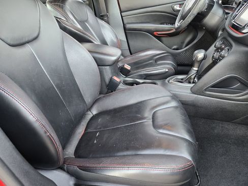 Used 2016 Dodge Dart GT image 9