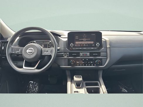 Used 2024 Nissan Pathfinder S AWD/4WD image 9