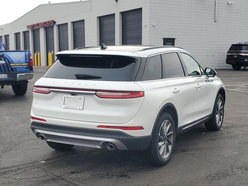 New 2026 Lincoln Corsair Premiere image 4