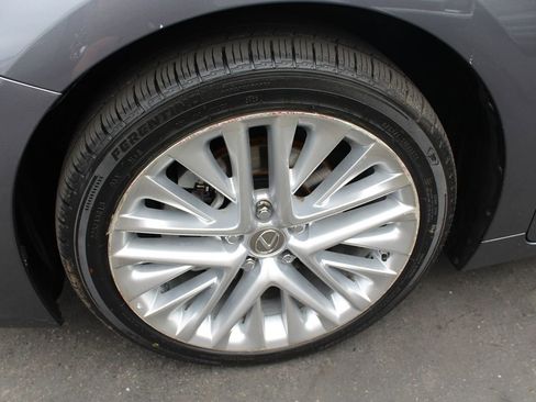 Used 2015 Lexus ES 350 w/ Luxury Package image 11