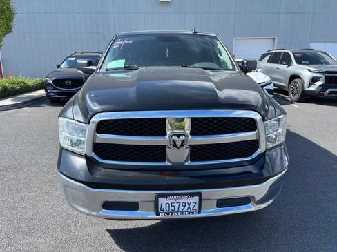 Used 2020 RAM 1500 Classic SLT w/ Luxury Group AWD/4WD image 2