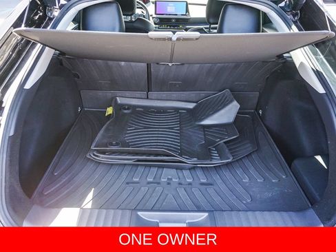 Used 2024 Toyota Prius Limited w/ Limited Premium Package FWD image 25