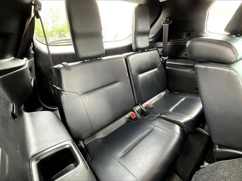 Used 2023 Mitsubishi Outlander SE image 26