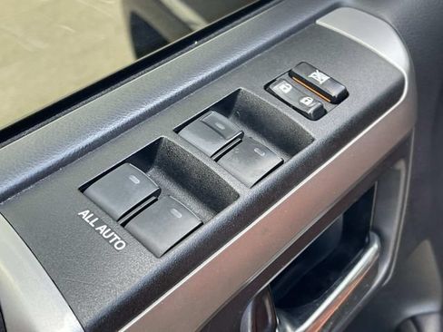 Used 2021 Toyota 4Runner Trail Special Edition AWD/4WD image 27