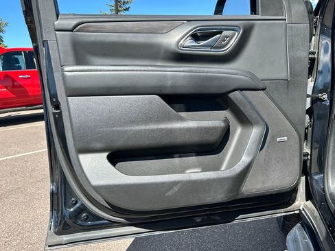 Used 2024 Chevrolet Tahoe LT image 33