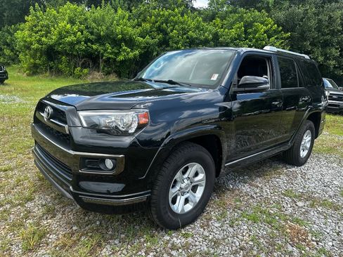 Used 2019 Toyota 4Runner Limited image 1