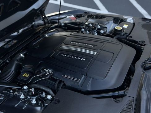 Used 2016 Jaguar F-TYPE S image 39