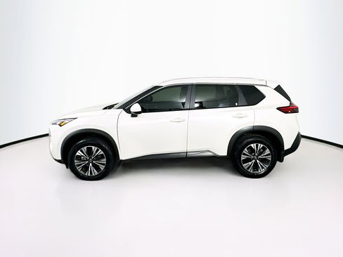 Used 2023 Nissan Rogue SV w/ SV Premium B Package image 4