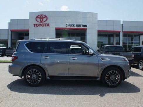 Used 2022 Nissan Armada Platinum RWD image 1