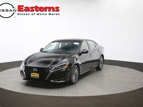 Used 2023 Nissan Altima 2.5 SV w/ SV Premium Package FWD image 57
