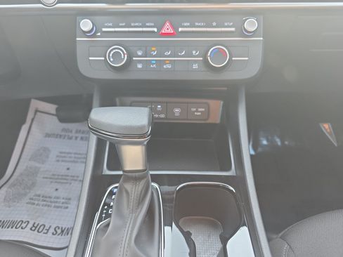 Certified 2026 Hyundai Tucson SE AWD/4WD image 13