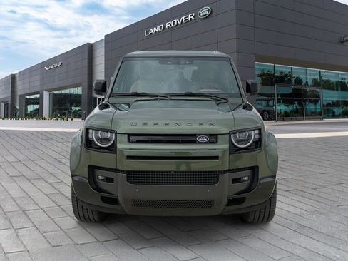 Certified 2026 Land Rover Defender 130 X-Dynamic SE AWD/4WD image 8
