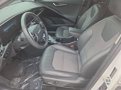Used 2023 Kia Niro Wind FWD image 11