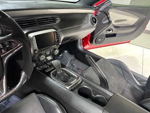 Used 2014 Chevrolet Camaro SS w/ SS Performance Package RWD image 25