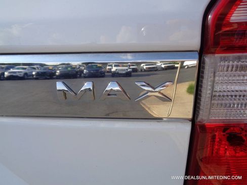 Used 2021 Ford Expedition Max XLT image 6