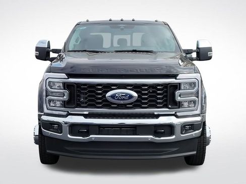 New 2026 Ford F450 Lariat w/ Lariat Ultimate Package image 2