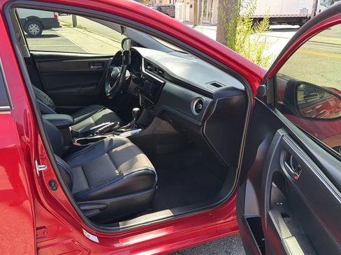 Used 2019 Toyota Corolla SE FWD image 25